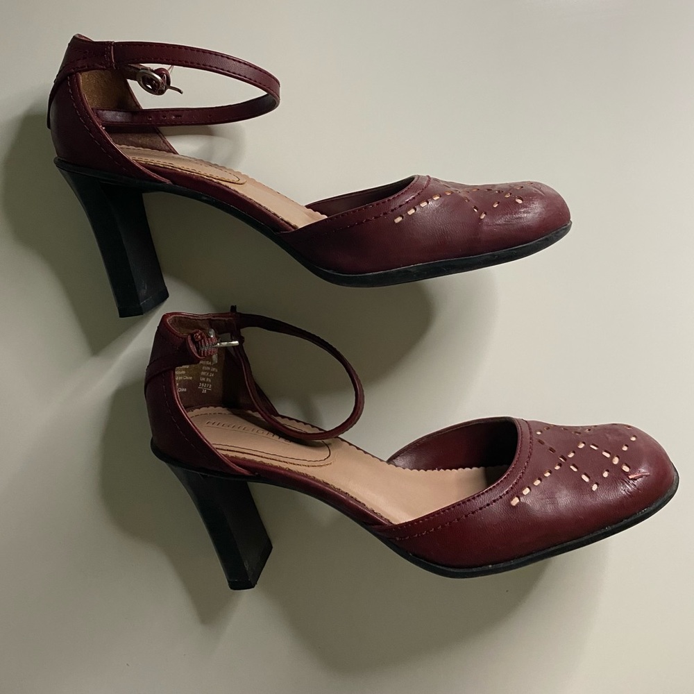 Wine Strappy Block Heel